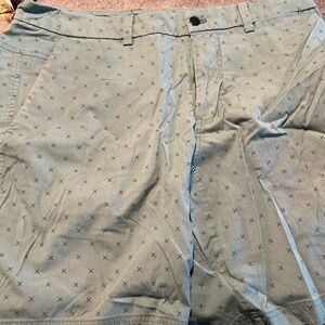 lululemon athletica Green Patterned Men's Flat Front Shorts